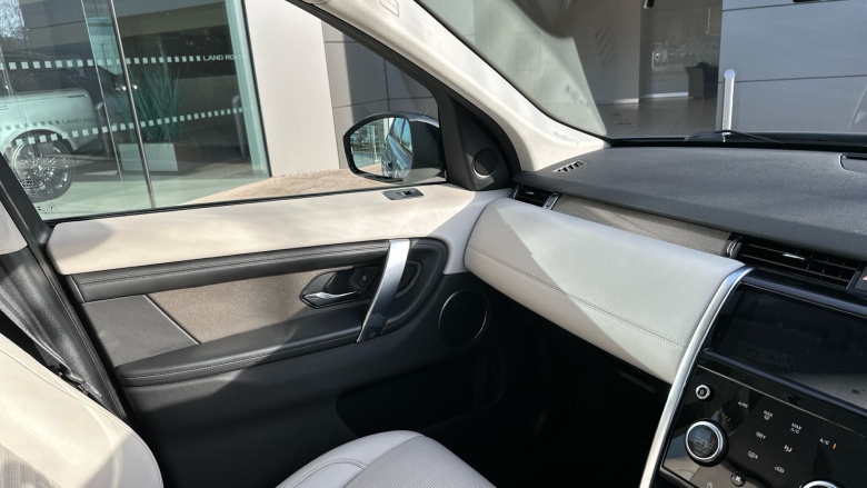 Land Rover Discovery Sport 2.0 D200 HSE 5dr Auto Diesel Station Wagon